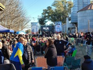 MULTITUDINARIA FIESTA DE LA CARNEADA TRADICIONAL Y KERMESE DE CAMPO EN PLA