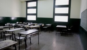 DOCENTES BONAERENSES PARAN ESTE JUEVES PARA RECLAMAR SEGURIDAD EN LAS AULAS